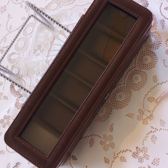 Watch Case - Picture 3 of 12